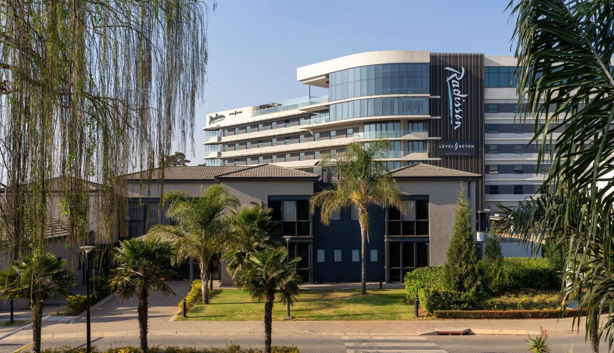 Radisson Hotel And Convention Centre Or Tambo Airport Johannesburg Zewnętrze zdjęcie